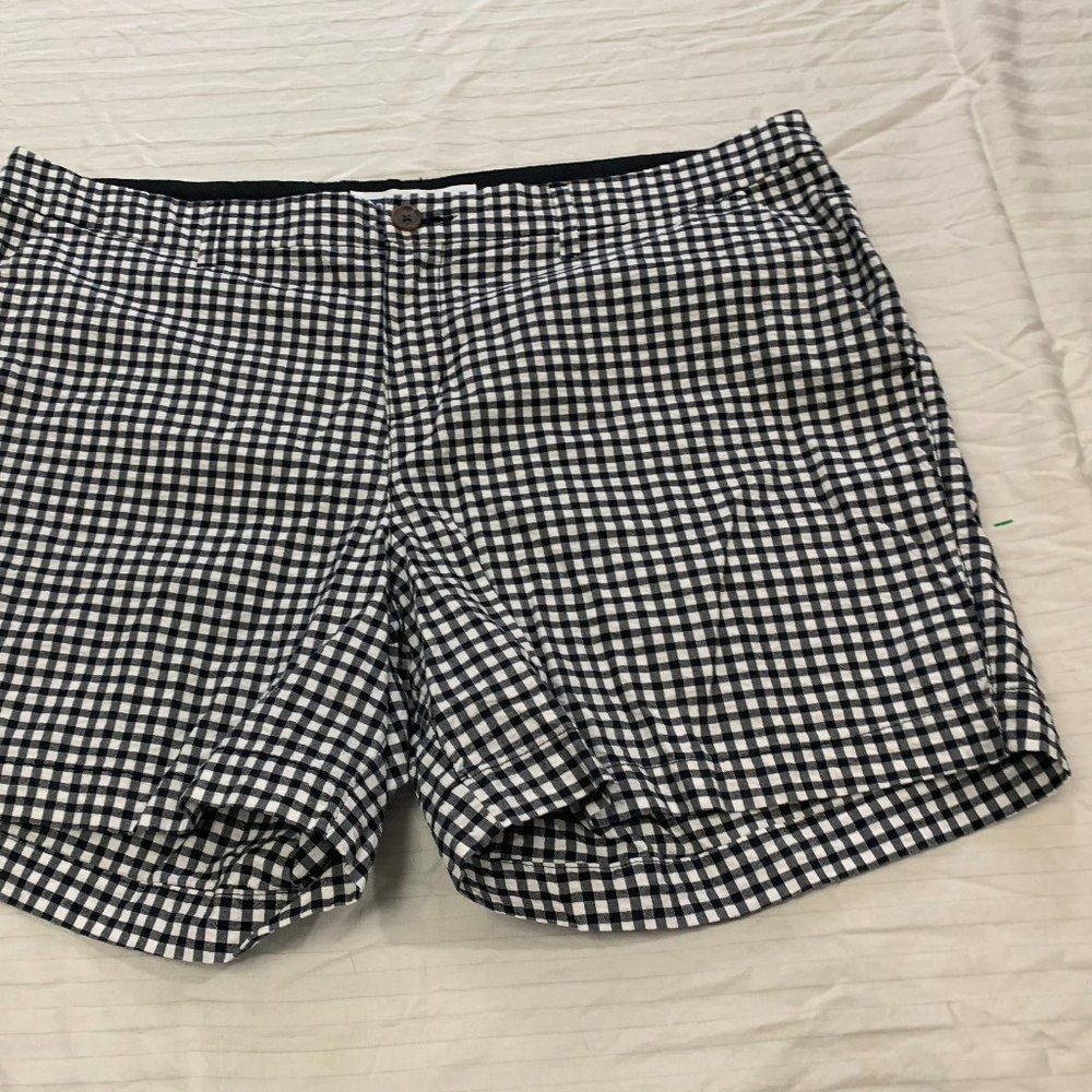 💐💐💐  OLD NAVY WOMENS SHORTS SIZE 14   💐💐💐 - Picture 3 of 8